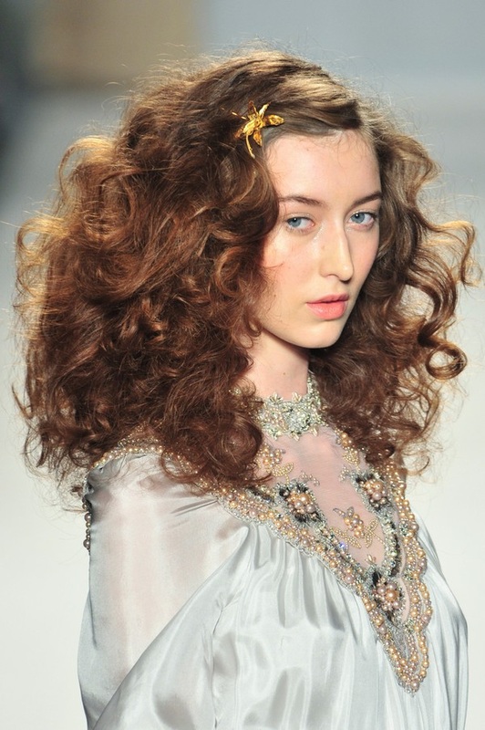 Hair accessories trends for 